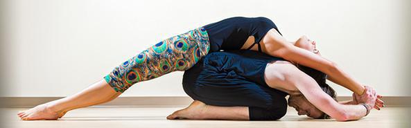 couples-yoga